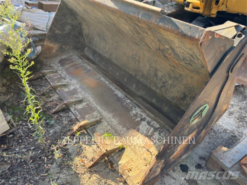 CAT 908M Naudoti ratiniai krautuvai