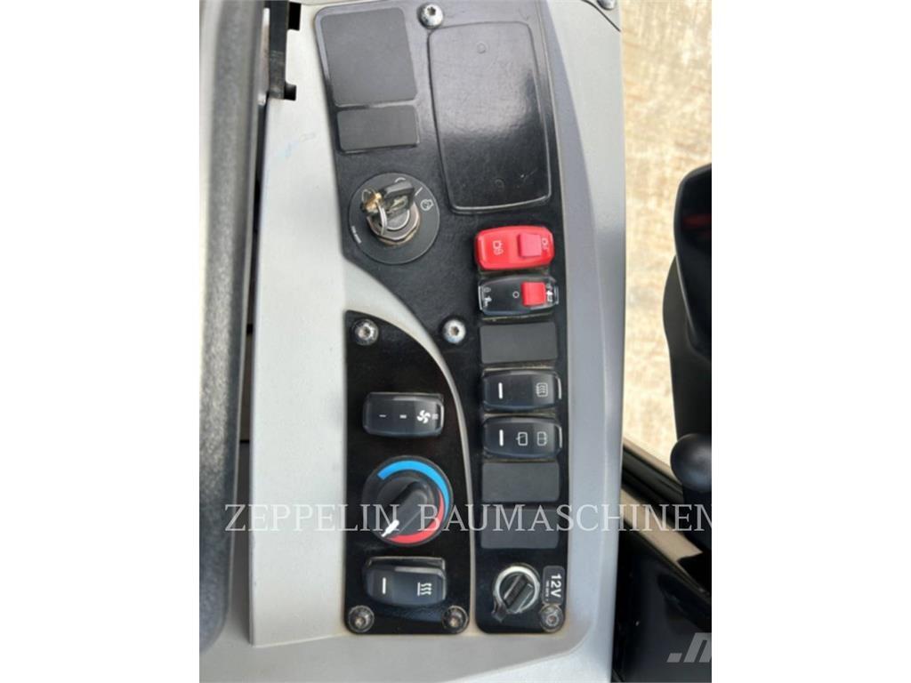 CAT 908M Naudoti ratiniai krautuvai