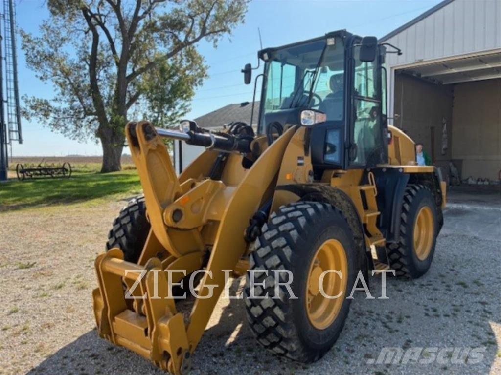 CAT 910K Naudoti ratiniai krautuvai