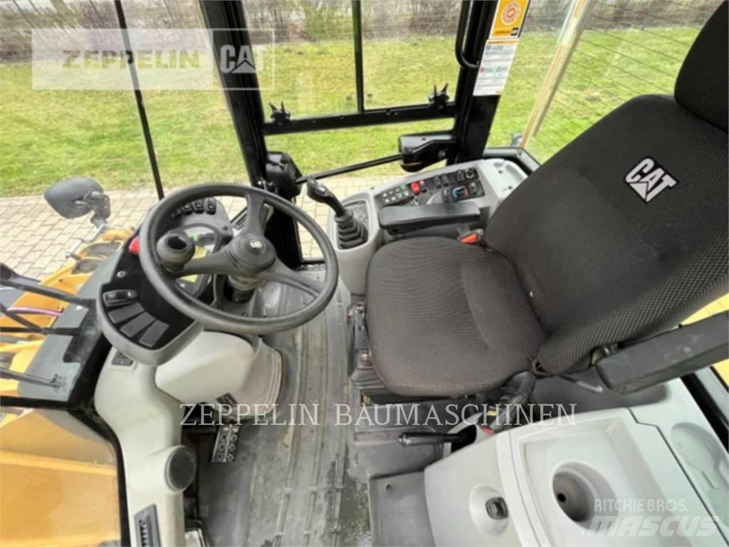CAT 918M Naudoti ratiniai krautuvai