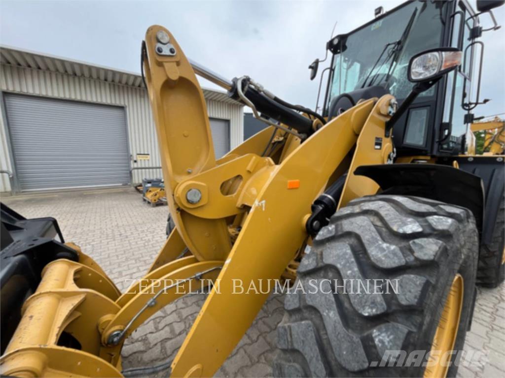 CAT 918M Naudoti ratiniai krautuvai