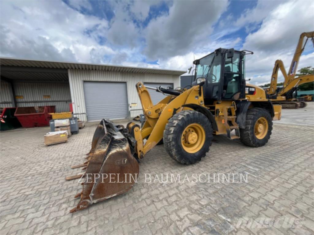CAT 918M Naudoti ratiniai krautuvai