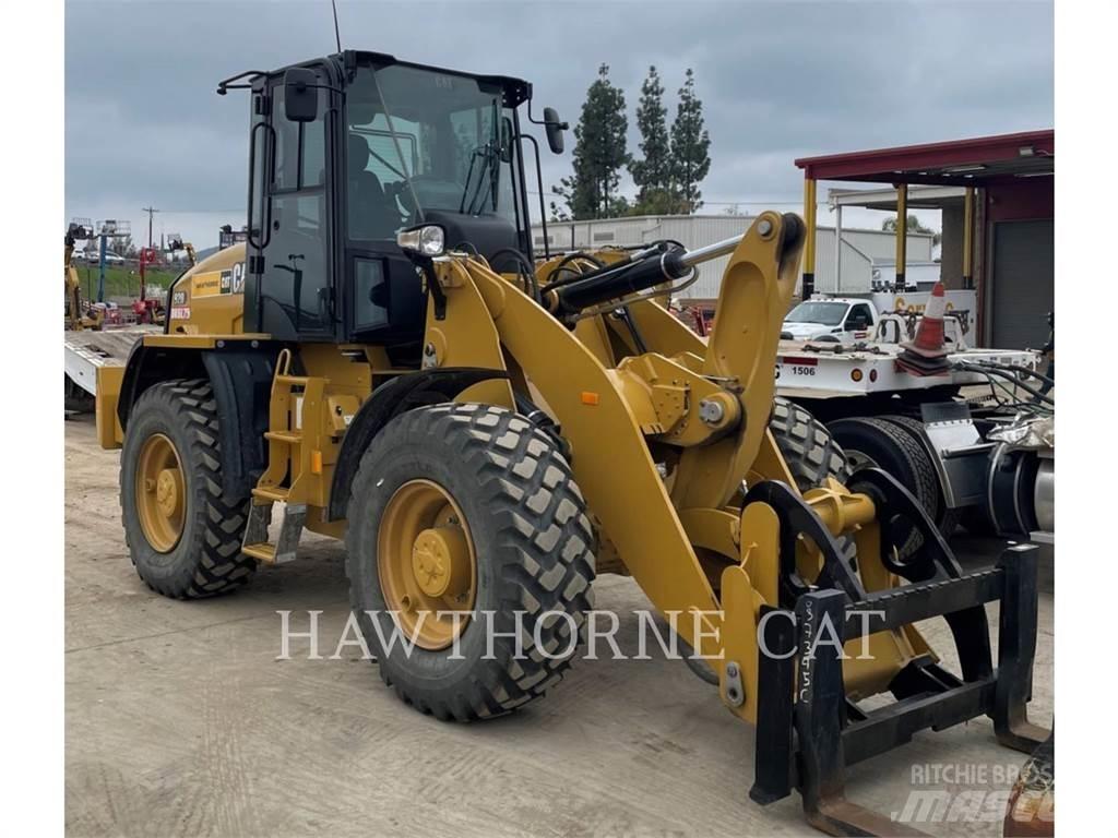 CAT 920 Naudoti ratiniai krautuvai