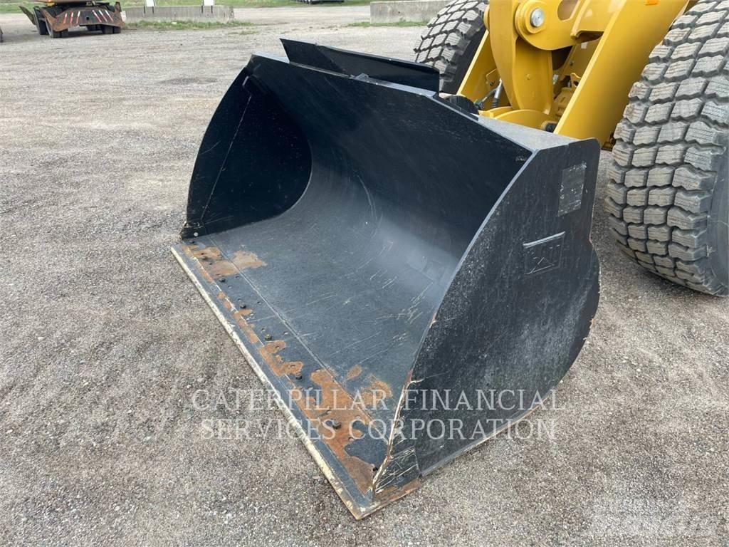CAT 920 Naudoti ratiniai krautuvai
