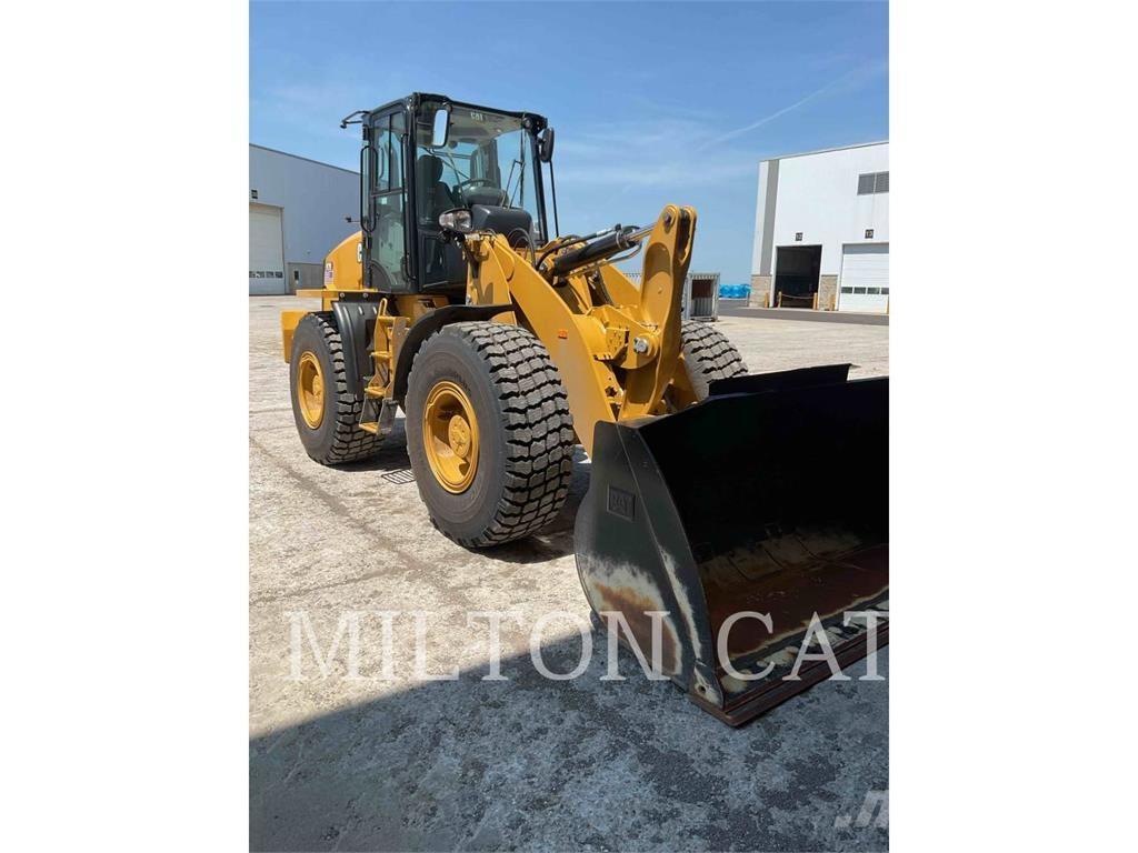 CAT 920 Naudoti ratiniai krautuvai