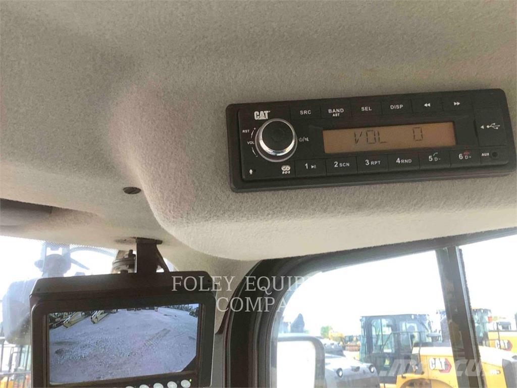 CAT 92014 Naudoti ratiniai krautuvai