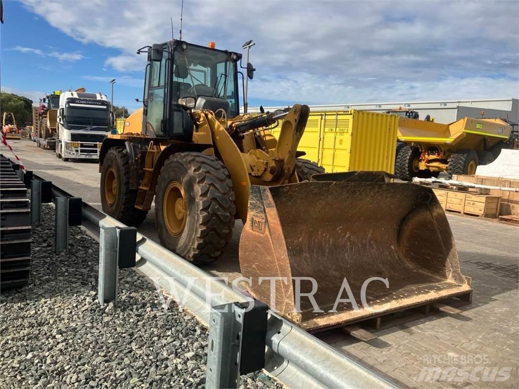 CAT 920K Naudoti ratiniai krautuvai
