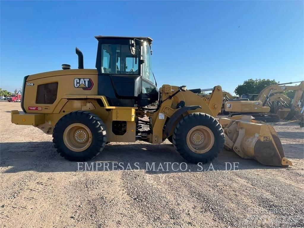 CAT 924K Naudoti ratiniai krautuvai