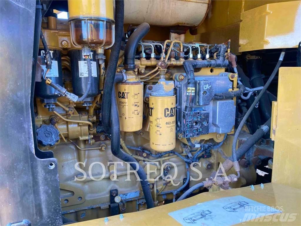CAT 924K Naudoti ratiniai krautuvai