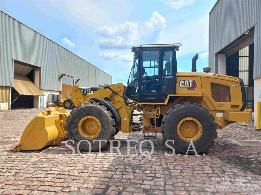 CAT 924K Naudoti ratiniai krautuvai