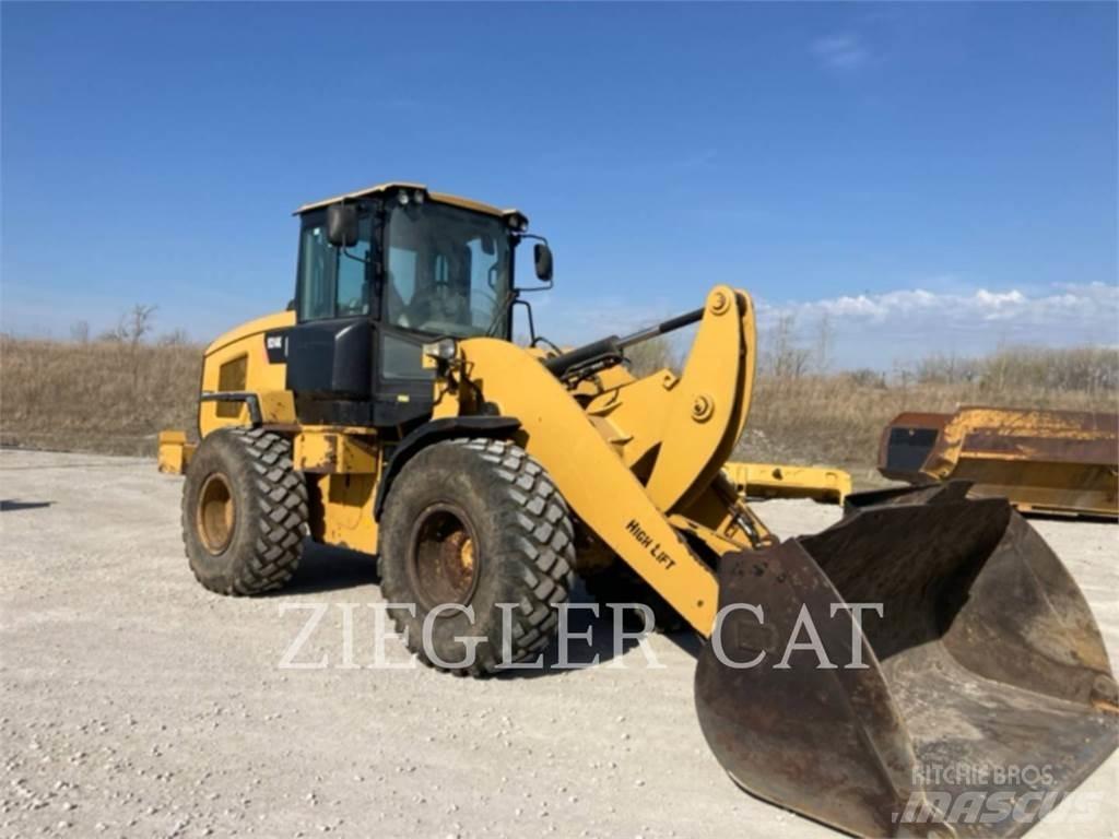 CAT 924K Naudoti ratiniai krautuvai
