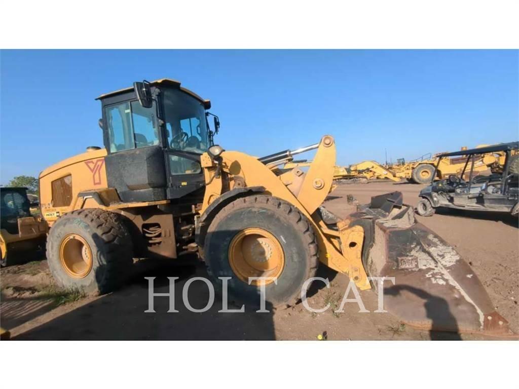 CAT 924K Naudoti ratiniai krautuvai