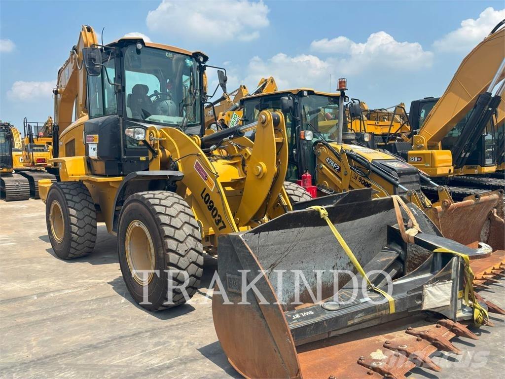 CAT 924K Naudoti ratiniai krautuvai