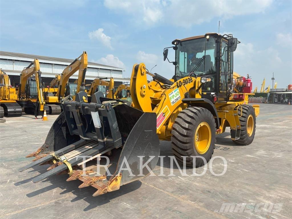 CAT 924K Naudoti ratiniai krautuvai