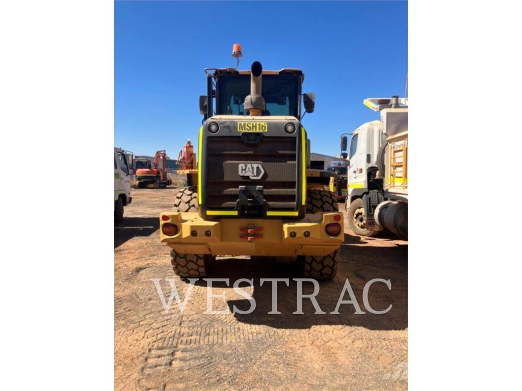 CAT 924K Naudoti ratiniai krautuvai