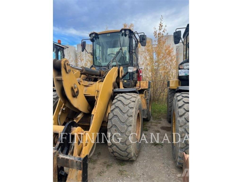 CAT 924K Naudoti ratiniai krautuvai