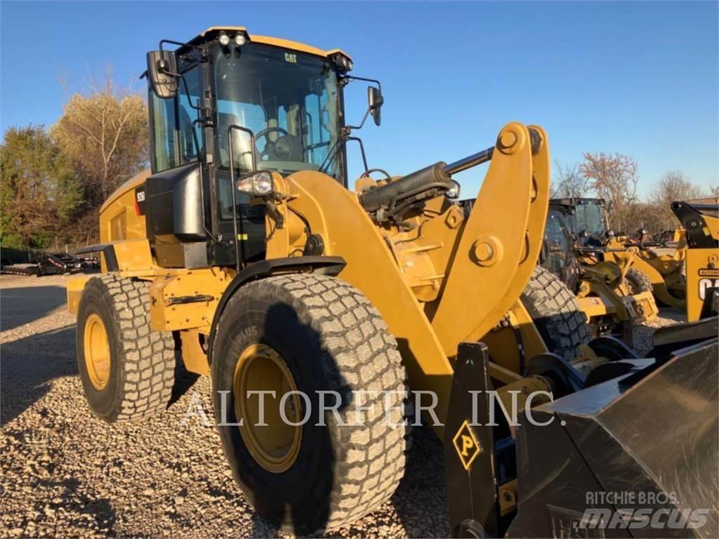CAT 926M Naudoti ratiniai krautuvai