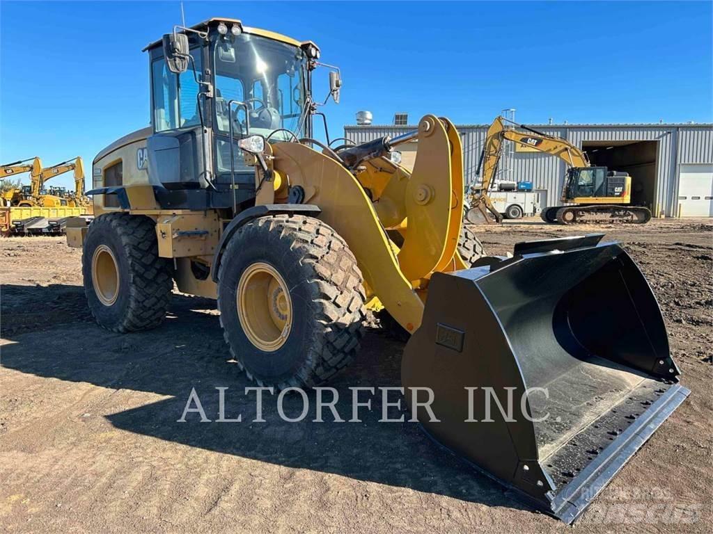 CAT 926M Naudoti ratiniai krautuvai