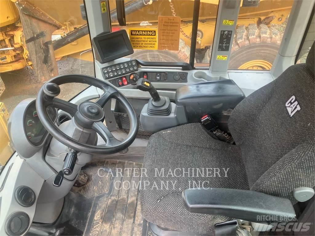 CAT 926M Naudoti ratiniai krautuvai