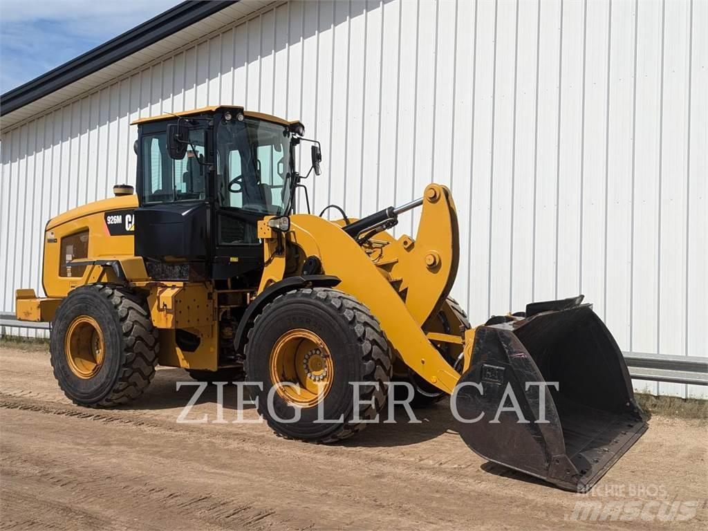 CAT 926M Naudoti ratiniai krautuvai