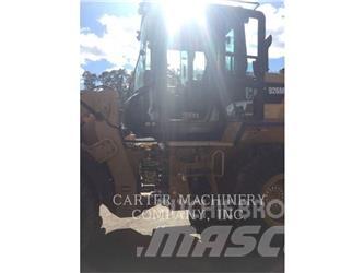 CAT 926M Naudoti ratiniai krautuvai