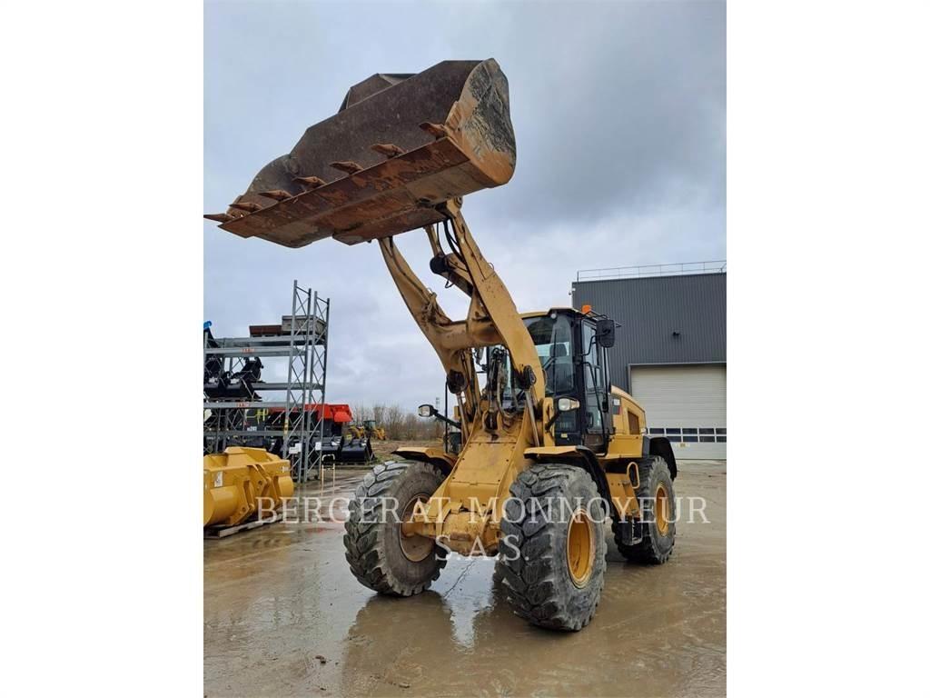 CAT 926M Naudoti ratiniai krautuvai
