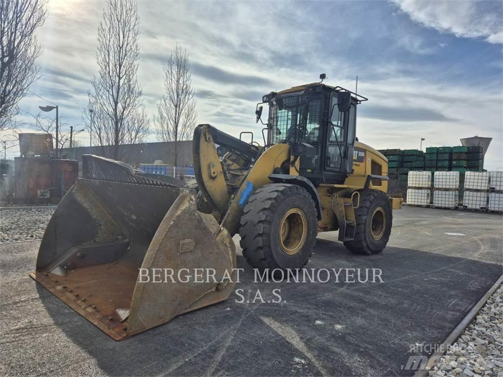 CAT 926M Naudoti ratiniai krautuvai