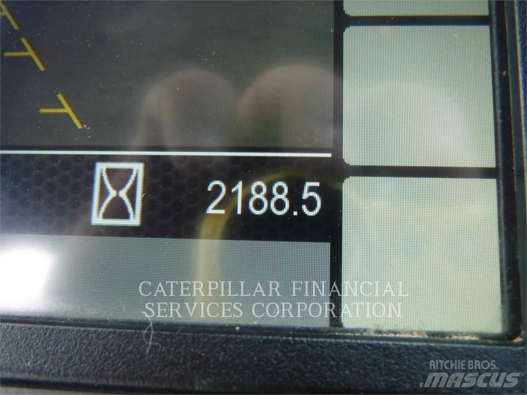 CAT 926M Naudoti ratiniai krautuvai