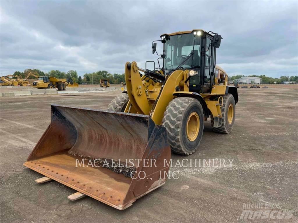 CAT 926M Naudoti ratiniai krautuvai
