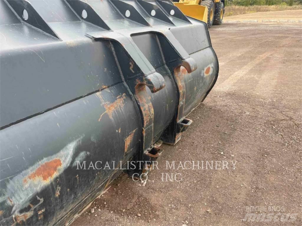 CAT 926M Naudoti ratiniai krautuvai