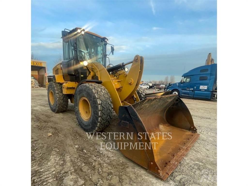 CAT 926M Naudoti ratiniai krautuvai