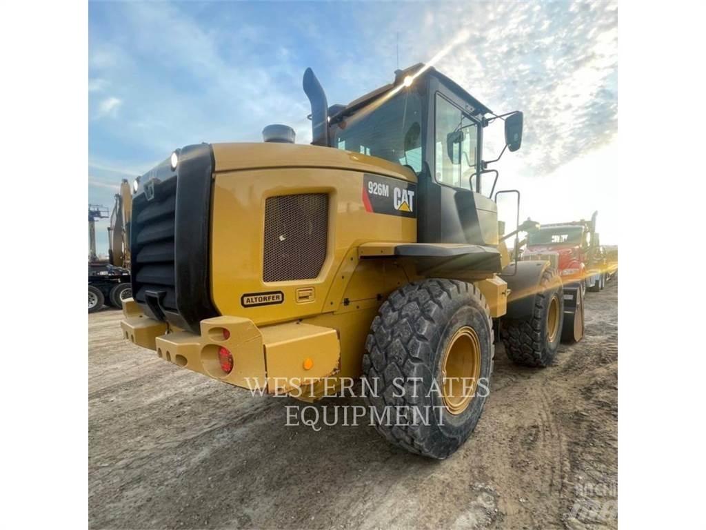 CAT 926M Naudoti ratiniai krautuvai