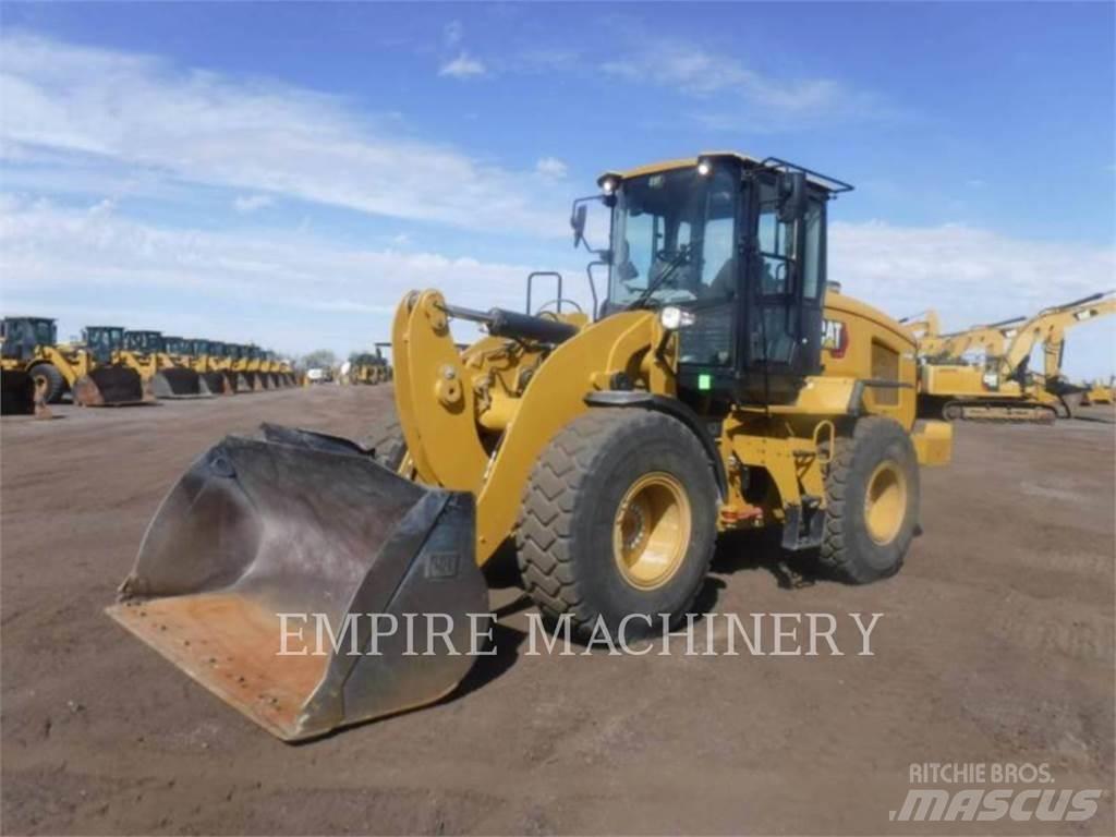 CAT 926M Naudoti ratiniai krautuvai