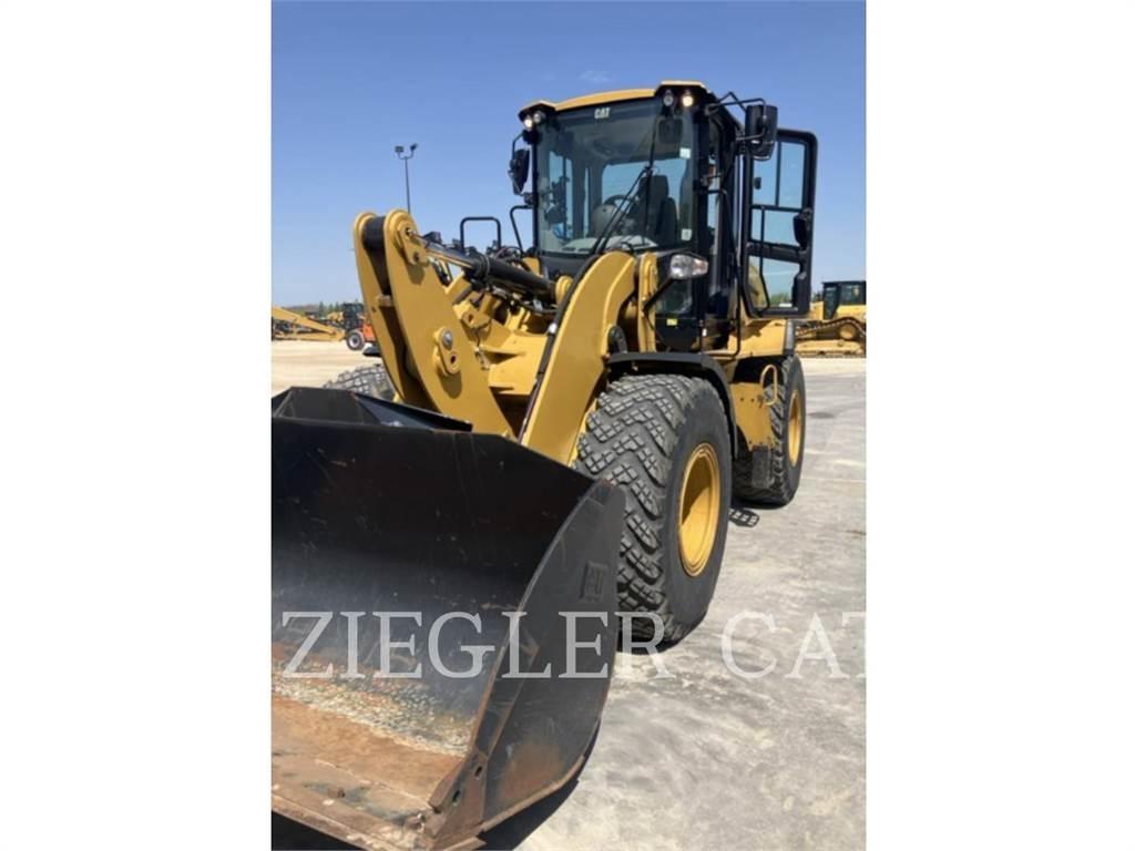 CAT 926M Naudoti ratiniai krautuvai