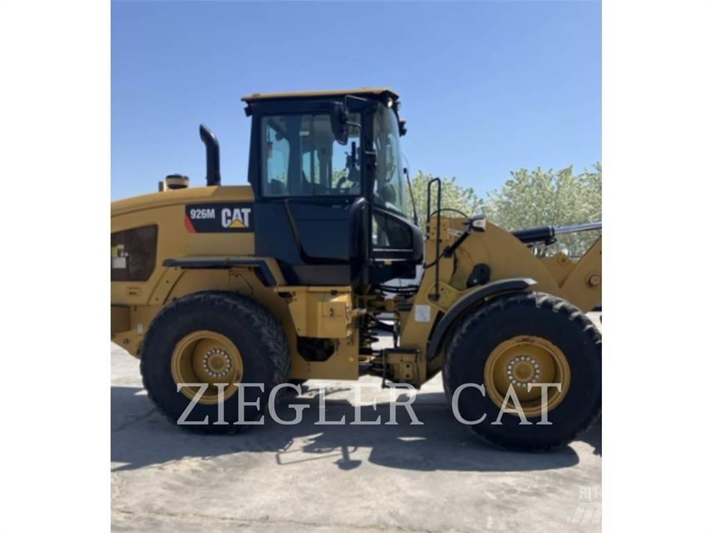 CAT 926M Naudoti ratiniai krautuvai