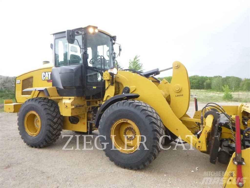 CAT 926M Naudoti ratiniai krautuvai