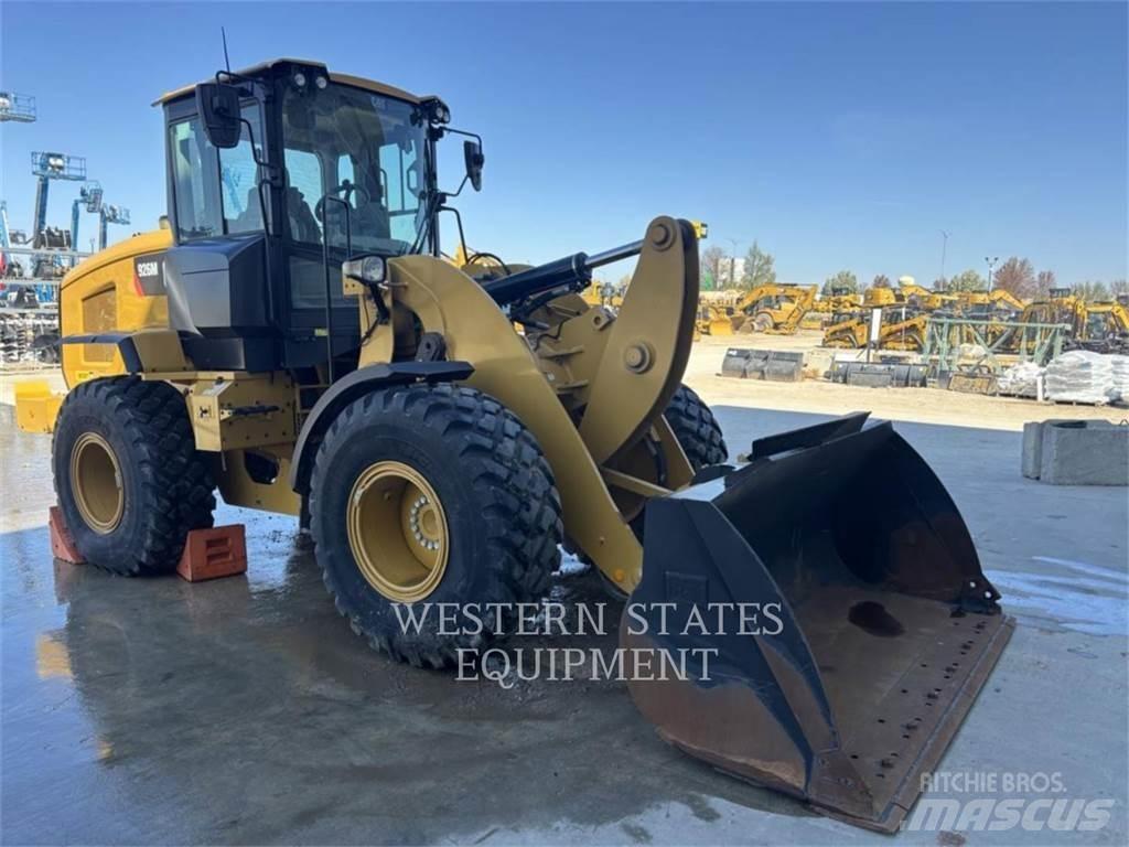 CAT 926M Naudoti ratiniai krautuvai