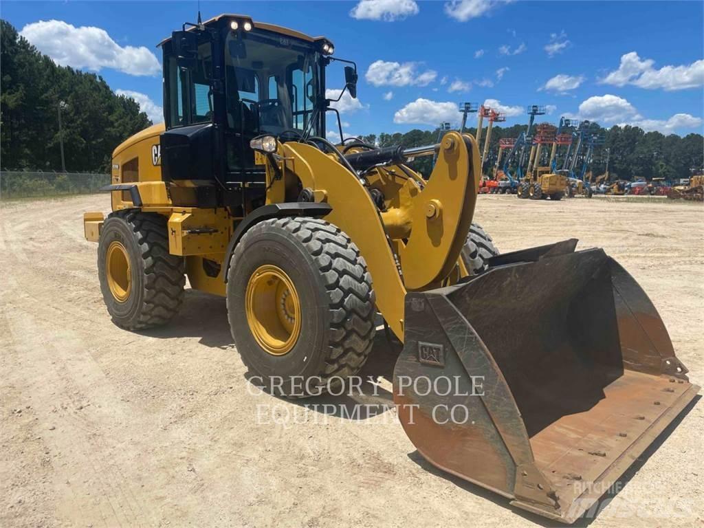 CAT 926M Naudoti ratiniai krautuvai