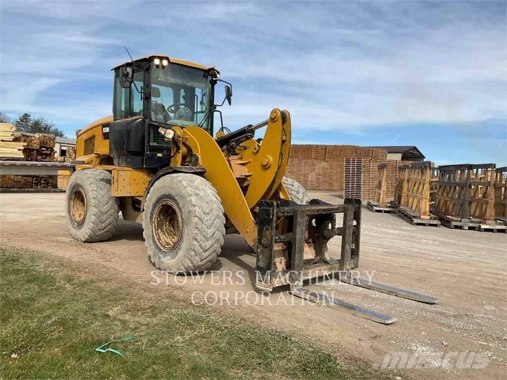 CAT 926M Naudoti ratiniai krautuvai