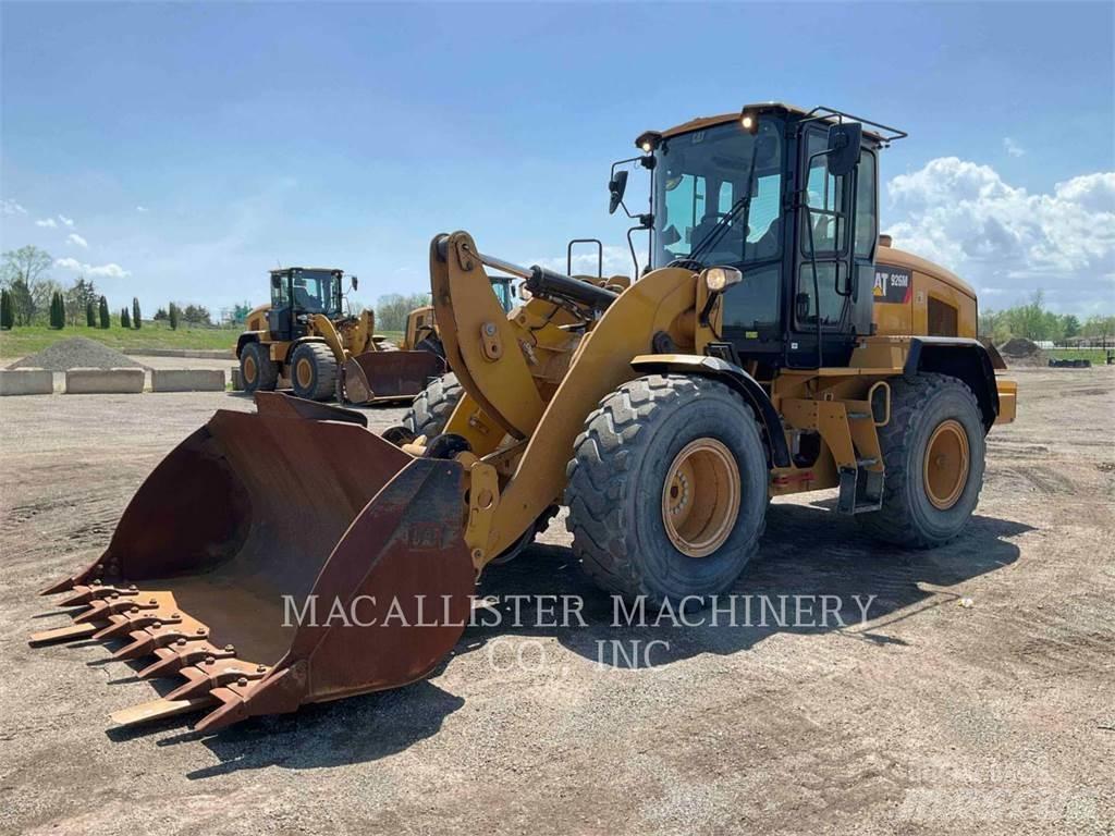 CAT 926M Naudoti ratiniai krautuvai