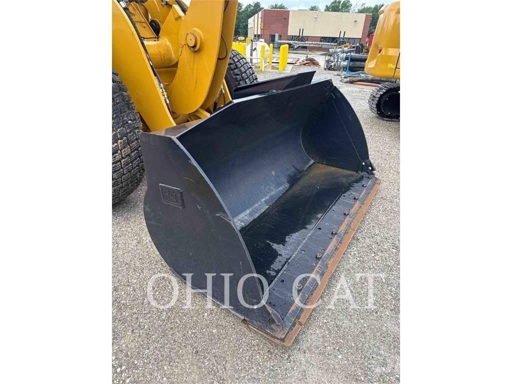 CAT 926M Naudoti ratiniai krautuvai
