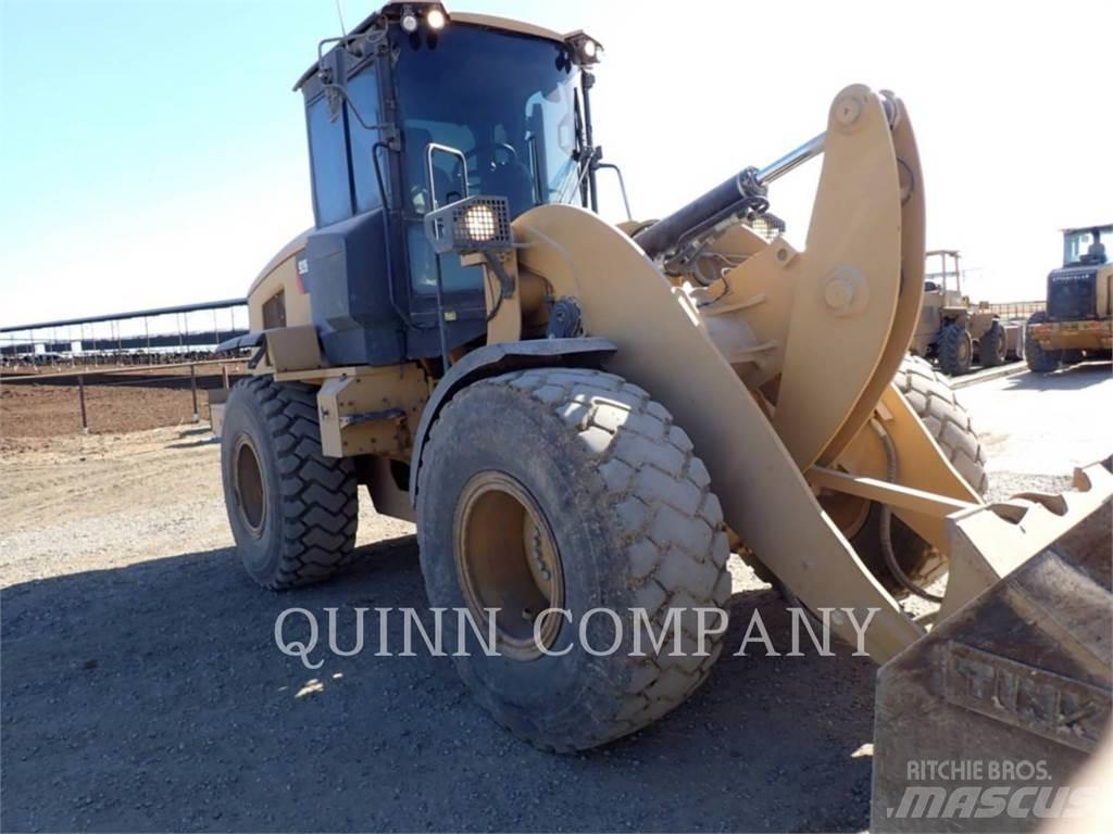 CAT 926M Naudoti ratiniai krautuvai