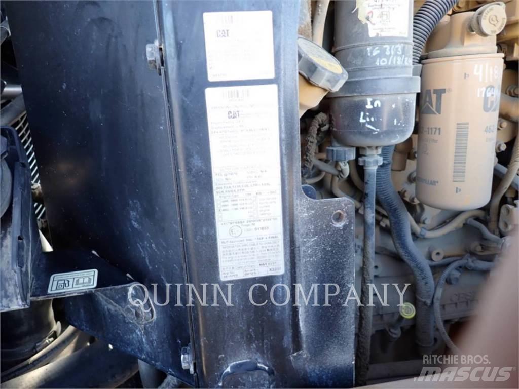 CAT 926M Naudoti ratiniai krautuvai