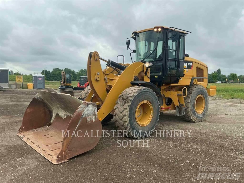 CAT 926M Naudoti ratiniai krautuvai
