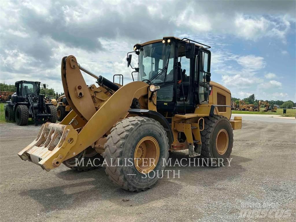 CAT 926M Naudoti ratiniai krautuvai