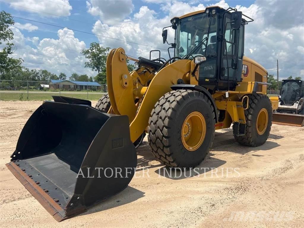 CAT 926M Naudoti ratiniai krautuvai