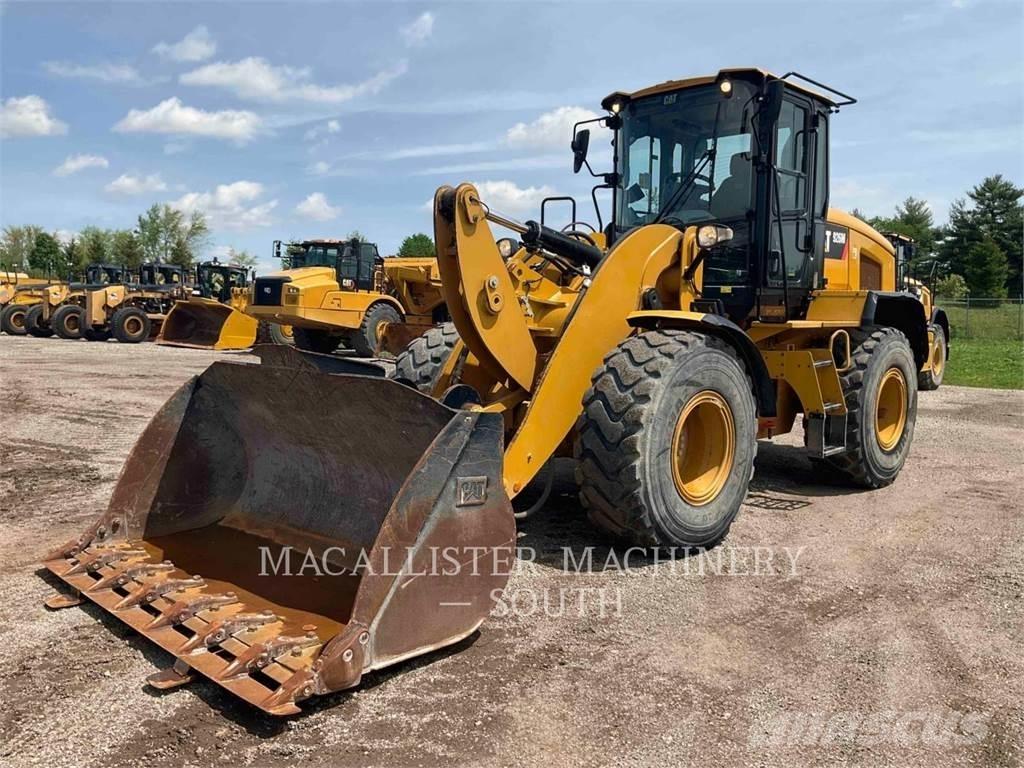 CAT 926M Naudoti ratiniai krautuvai