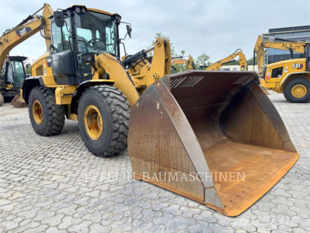 CAT 926M Naudoti ratiniai krautuvai