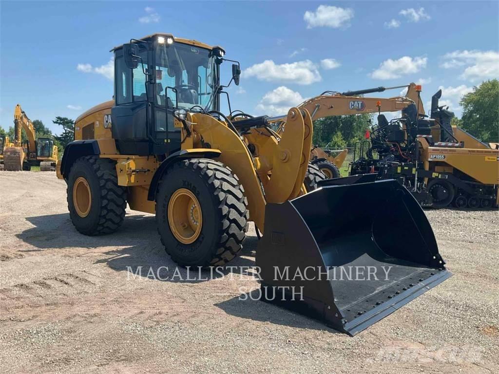 CAT 926M Naudoti ratiniai krautuvai