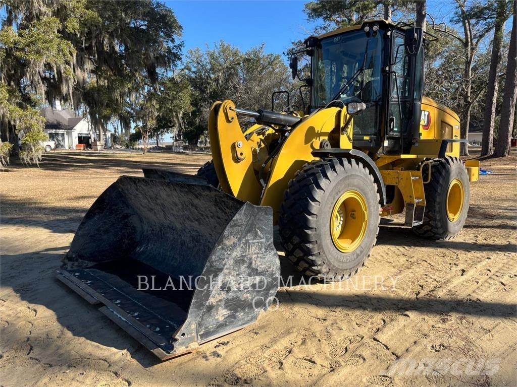 CAT 926M Naudoti ratiniai krautuvai